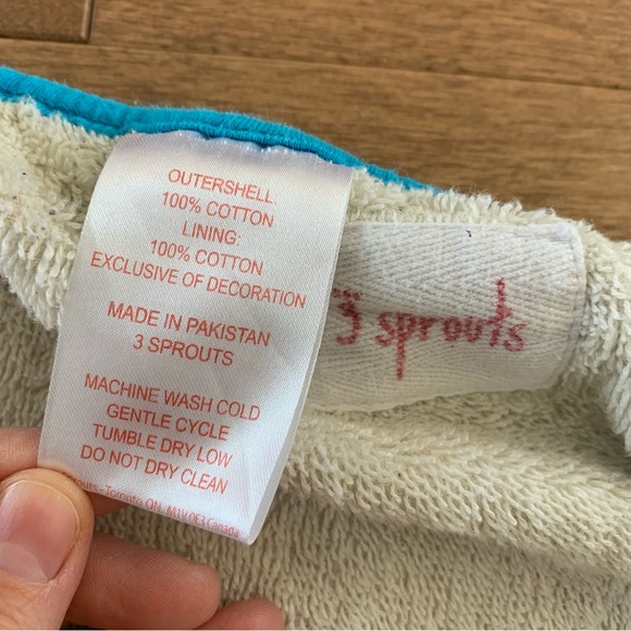 2/$10 3 SPROUTS Baby toddler walrus hooded bath towel - Picture 2 of 5